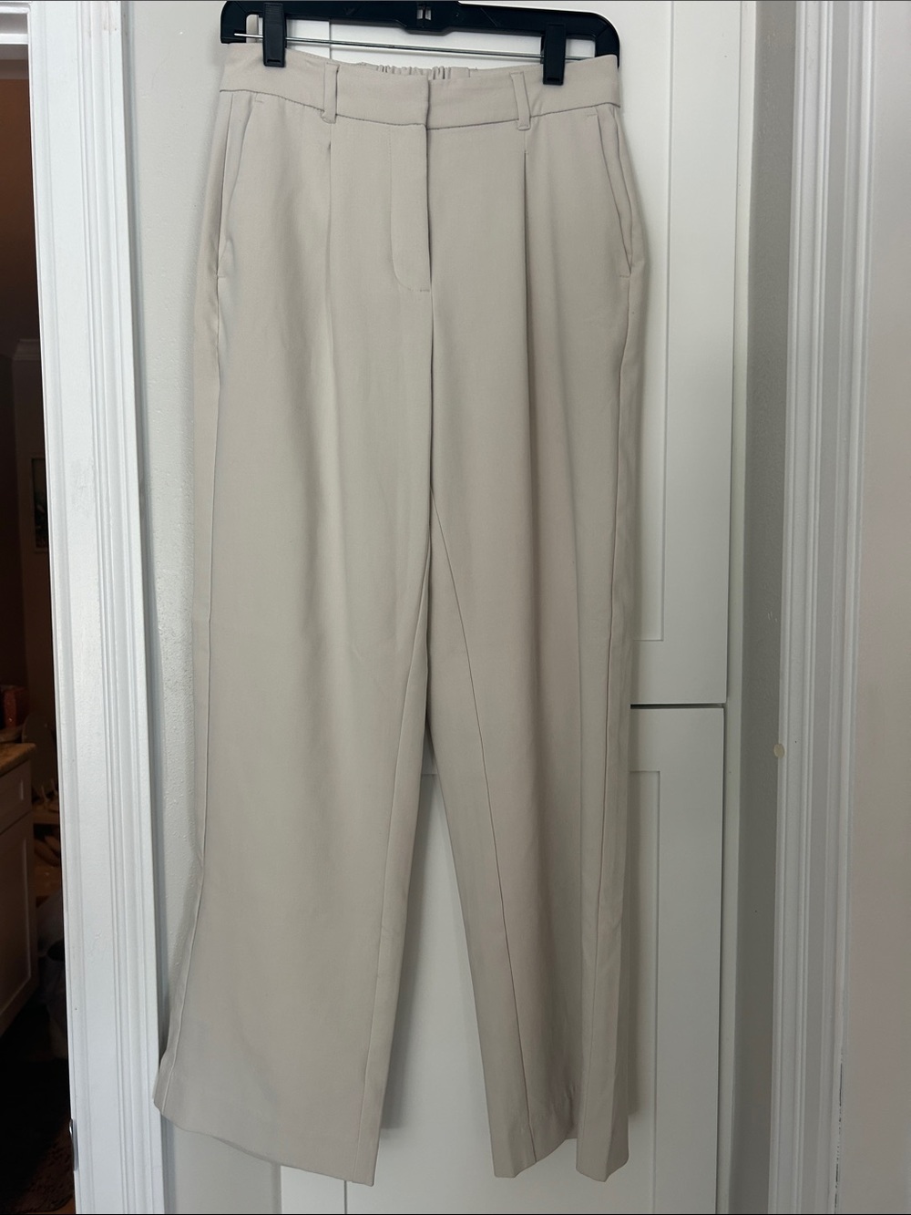 Old Navy Women's Wide-Leg Trousers in Light Beige